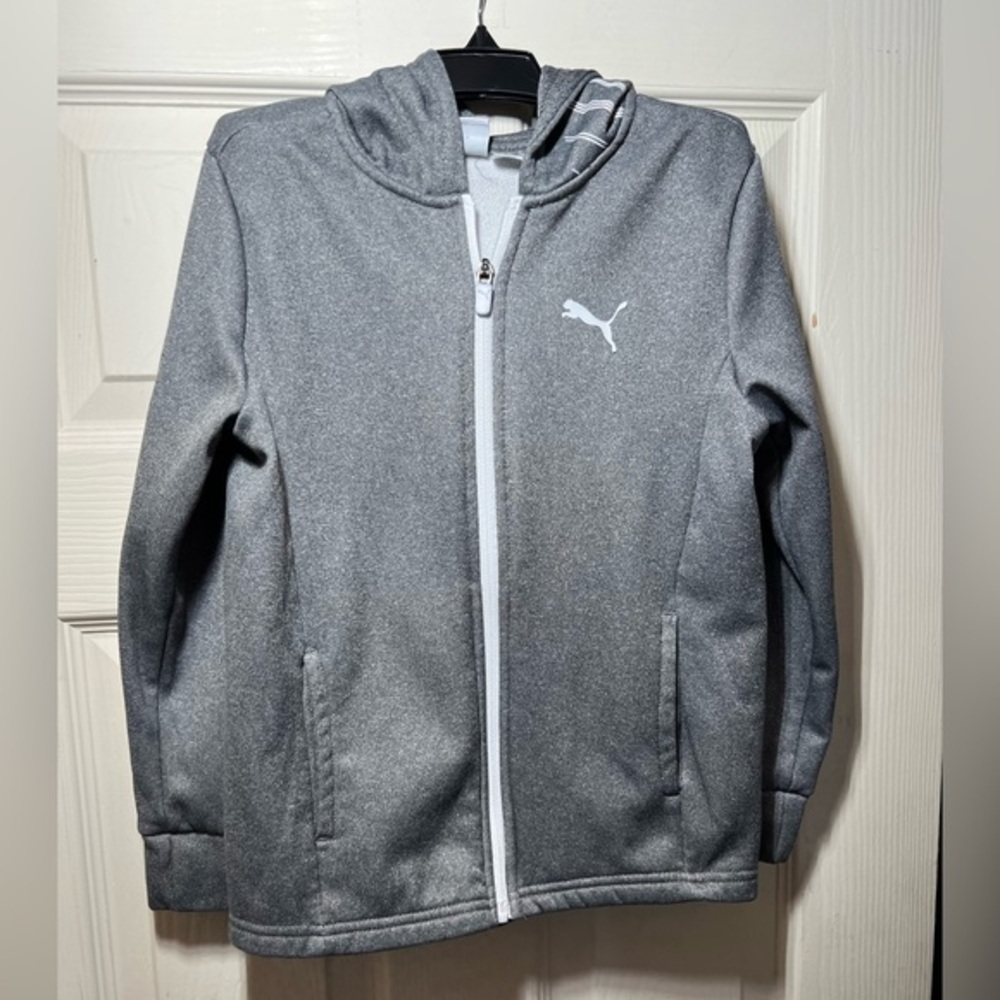 Puma Hoodie-LIKE NEW - Picture 1 of 4